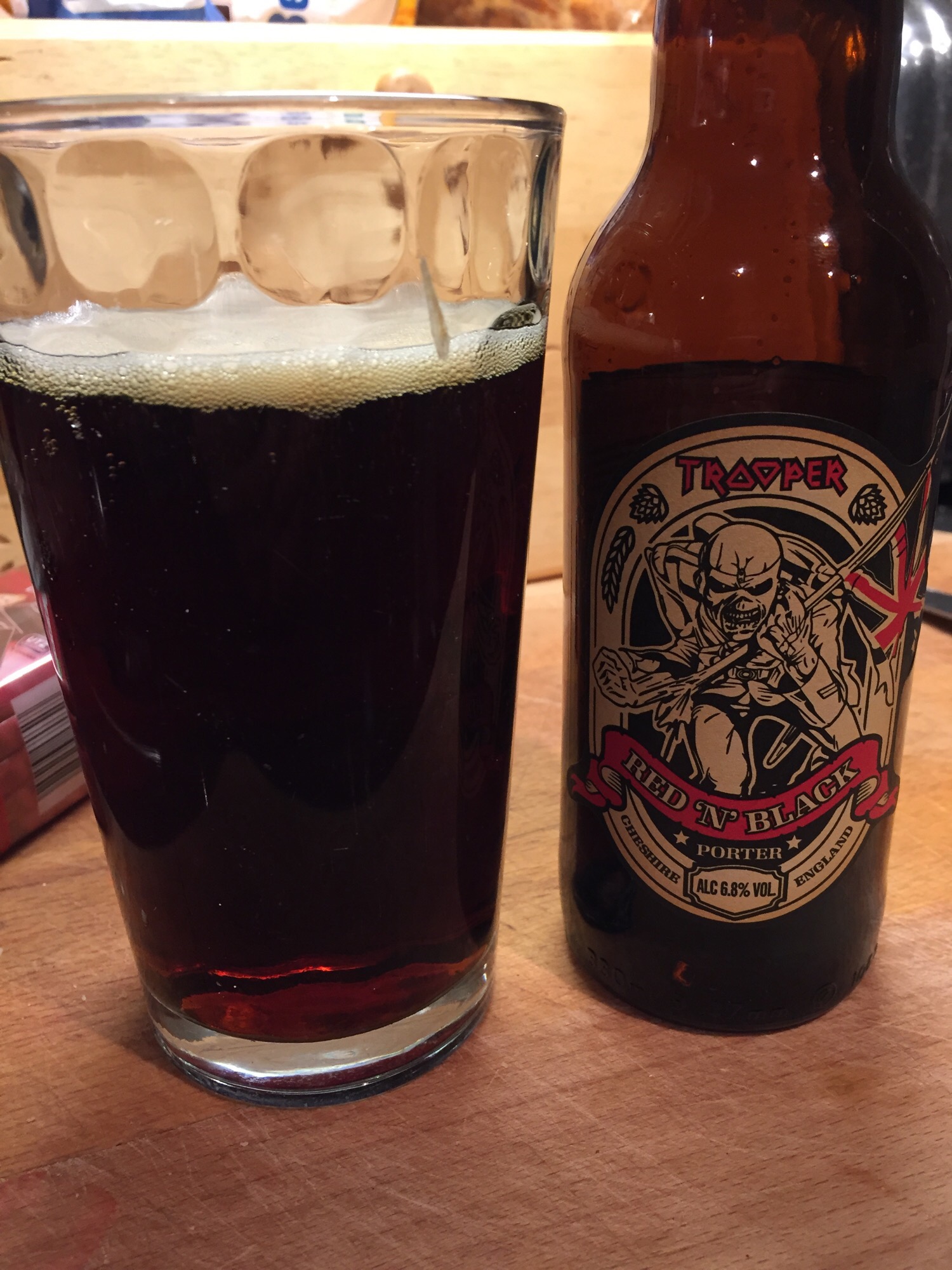 Robinsons Family Brewers – Iron Maiden Trooper Red n Black Porter